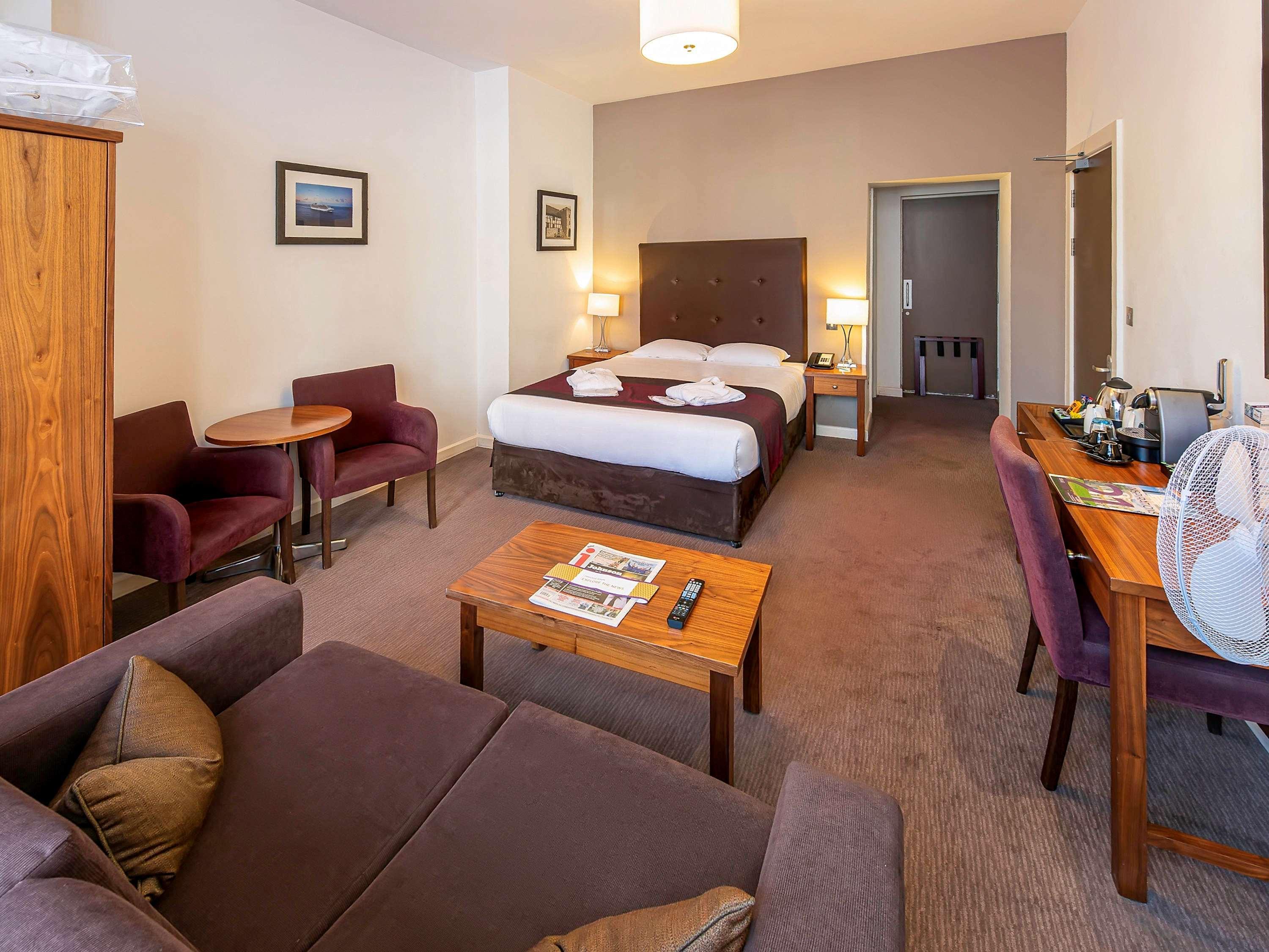 Mercure Southampton Centre Dolphin Hotel Eksteriør billede